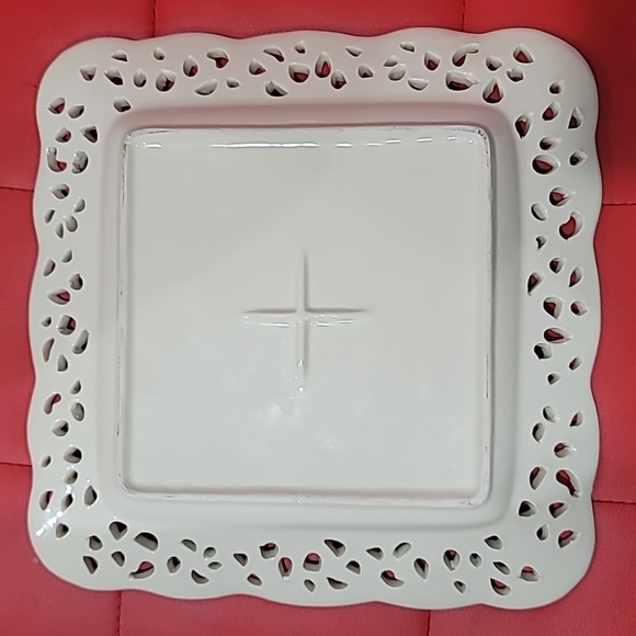 Stoneware Dish - Picture 3 of 5